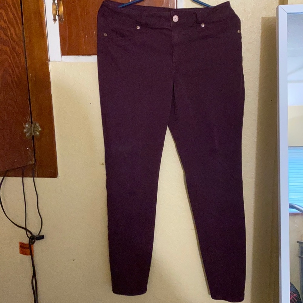 Burgundy maurices size M jeggings